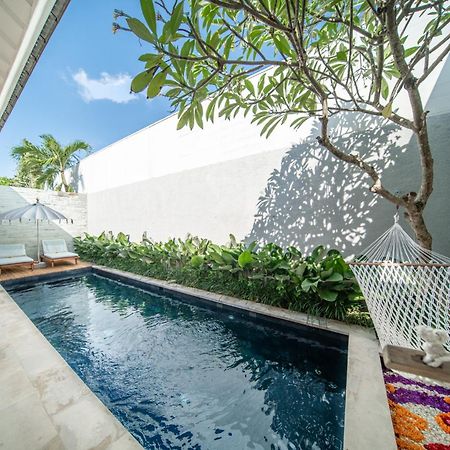 Astera Villa Seminyak By Ini Vie Hospitality 외부 사진